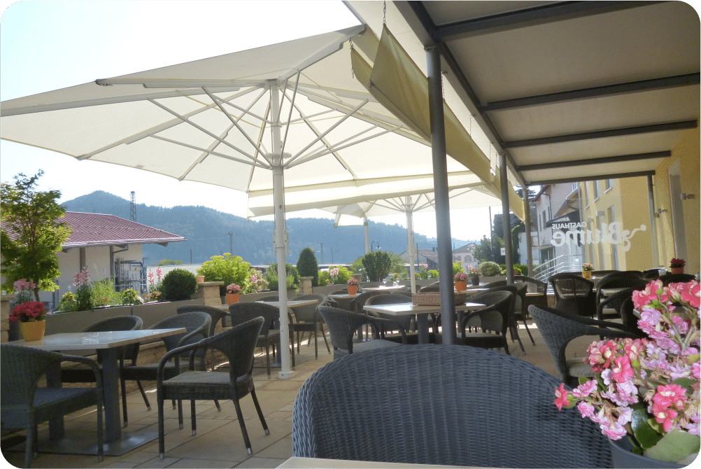 Terasse Blume Hausach Unterkunft Kinzigtal Hotel Schwarzwald Hausach